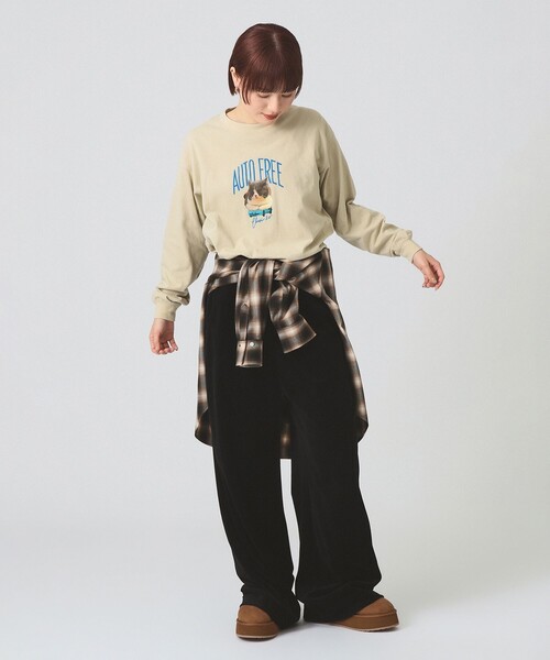 CHARI&CO（チャリアンドコー）の「【別注】CHARI&CO / AMUCHAN AUTO FREE CREW NECK T-SHIRTS（Tシャツ/カットソー・レディース・ホワイト/ベージュ・ONE SIZE）」の4枚目の写真