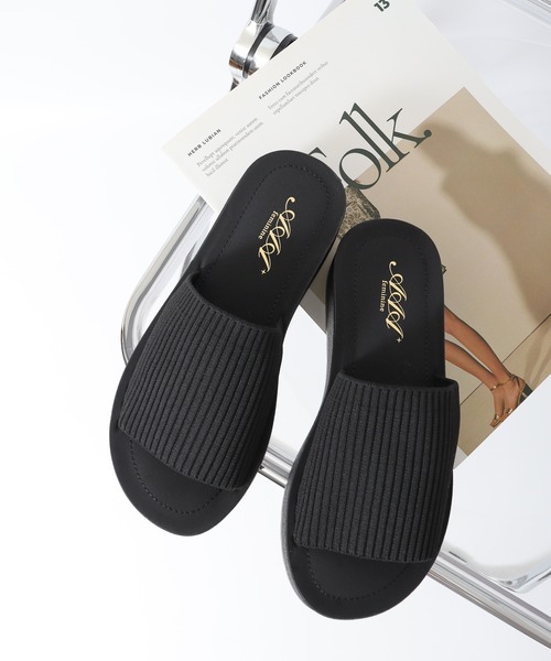AAA+Feminine(サンエープラスフェミニン)の「AAA+FEMININE 厚底 コンフォート ニットサンダル(サンダル・レディース・ベージュ/ブラック・S/L/LL/M)」の1枚目の写真