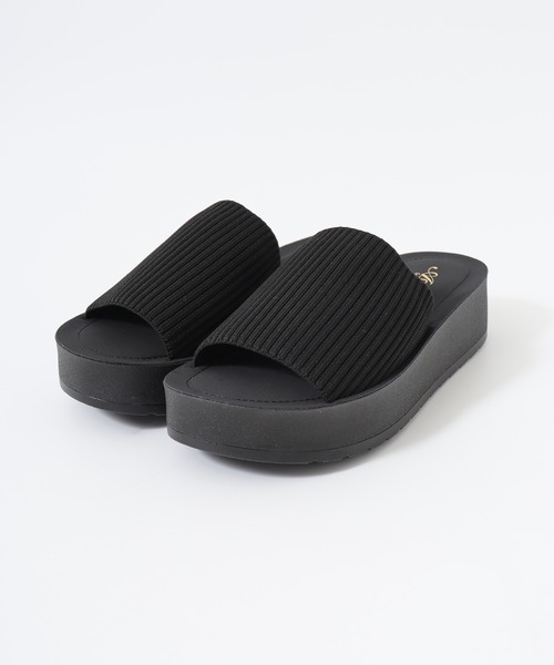 AAA+Feminine(サンエープラスフェミニン)の「AAA+FEMININE 厚底 コンフォート ニットサンダル(サンダル・レディース・ベージュ/ブラック・S/L/LL/M)」の3枚目の写真