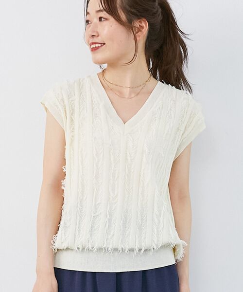 le.coeur blanc（ルクールブラン）の「《手洗い可能》フリンジVネックフレンチニット（ニット/セーター・レディース・ブラック/オフホワイト・38）」の9枚目の写真