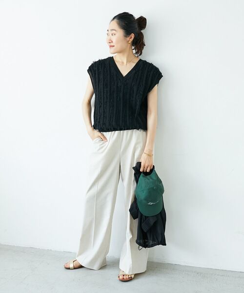 le.coeur blanc（ルクールブラン）の「《手洗い可能》フリンジVネックフレンチニット（ニット/セーター・レディース・ブラック/オフホワイト・38）」の20枚目の写真