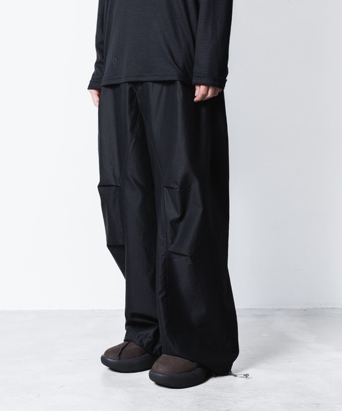 VEIN （ヴェイン）の「コットンモールスキン 3Dフィールド トラウザーズ / COTTON MOLESKIN 3D FILED TROUSERS（カーゴパンツ・メンズ・ブラック/カーキ・1/3/2）」の20枚目の写真