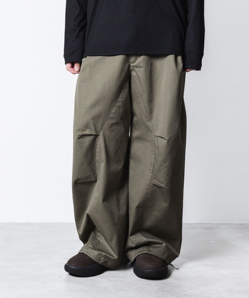 VEIN （ヴェイン）の「コットンモールスキン 3Dフィールド トラウザーズ / COTTON MOLESKIN 3D FILED TROUSERS（カーゴパンツ・メンズ・ブラック/カーキ・1/3/2）」の4枚目の写真