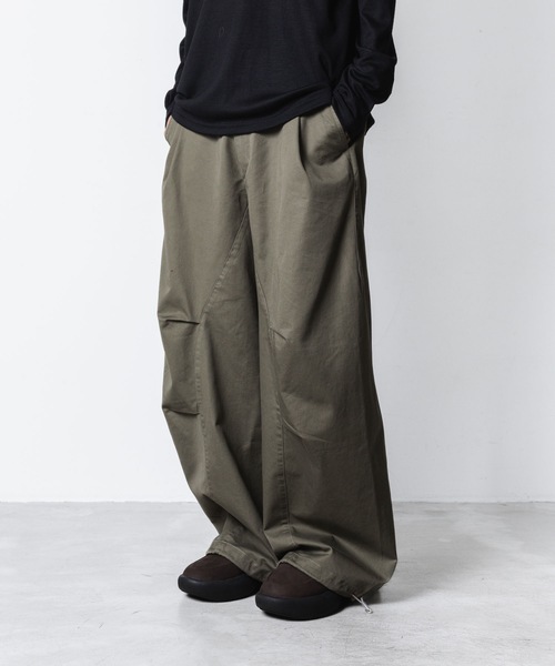 VEIN （ヴェイン）の「コットンモールスキン 3Dフィールド トラウザーズ / COTTON MOLESKIN 3D FILED TROUSERS（カーゴパンツ・メンズ・ブラック/カーキ・1/3/2）」の5枚目の写真