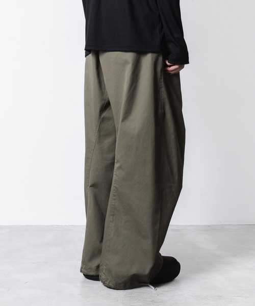 VEIN （ヴェイン）の「コットンモールスキン 3Dフィールド トラウザーズ / COTTON MOLESKIN 3D FILED TROUSERS（カーゴパンツ・メンズ・ブラック/カーキ・1/3/2）」の8枚目の写真