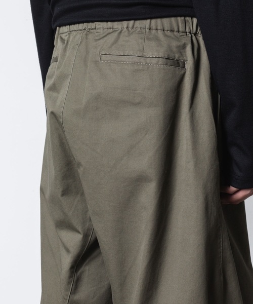 VEIN （ヴェイン）の「コットンモールスキン 3Dフィールド トラウザーズ / COTTON MOLESKIN 3D FILED TROUSERS（カーゴパンツ・メンズ・ブラック/カーキ・1/3/2）」の11枚目の写真