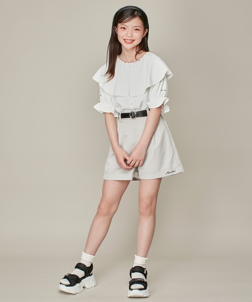 JENNI love（ジェニィラブ）の「ケープえりブラウス（シャツ/ブラウス・キッズ・サックスブルー/オフホワイト/ブラック・130cm/140cm/150cm/160cm）」の4枚目の写真