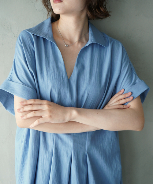 qualite scape（カリテ スケープ）の「ウエストタックスキッパー半袖シャツ/オフィスカジュアル（シャツ/ブラウス・レディース・イエロー/ブルー/ホワイト・フリー）」の2枚目の写真