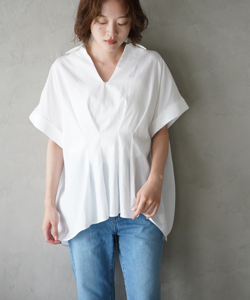 qualite scape（カリテ スケープ）の「ウエストタックスキッパー半袖シャツ/オフィスカジュアル（シャツ/ブラウス・レディース・イエロー/ブルー/ホワイト・フリー）」の14枚目の写真