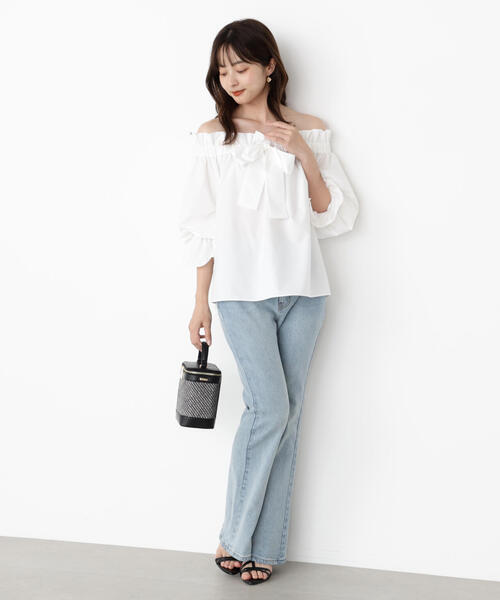 PROPORTION BODY DRESSING（プロポーションボディドレッシング）の「＜ウォッシャブル＞リボン付きオフショルブラウス / 1215210801（シャツ/ブラウス・レディース・ブルー/ホワイト・FREE）」の9枚目の写真