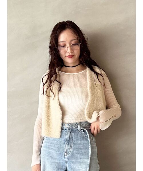 LAGUNAMOON（ラグナムーン）の「ミニシャギーニットベスト（ベスト・レディース・アイボリー/グレー・FREE）」の10枚目の写真