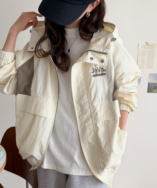 Java（ジャバ）の「《JaVaジャバコラボ》軽やかに魅せる、スポーティモード。サイド配色切替ナイロン100％パーカー（ナイロンジャケット・レディース・ネイビー×ホワイト/ブルー系その他/ホワイト系その他2/グレー系その他/ホワイト系その他/ホワイト×ネイビー・LARGE/X-LARGE/SMALL/MEDIUM）」の19枚目の写真