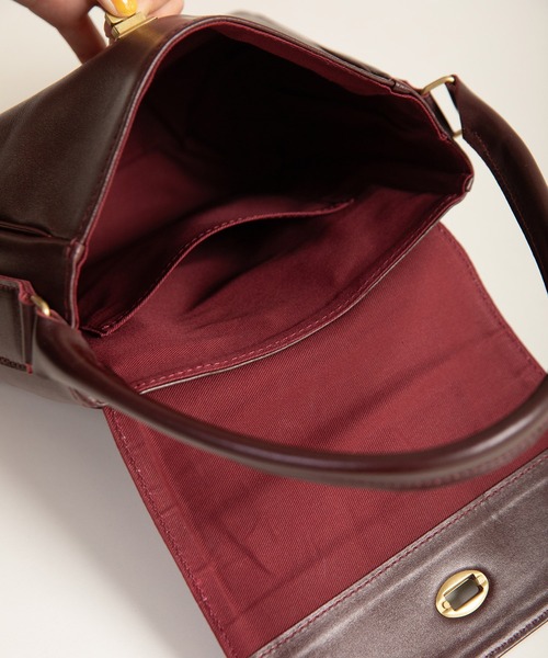 Dot&Stripes CHILD WOMAN(ドットアンドストライプス チャイルドウーマン)の「TIDEWAY別注 MOSS LEATHER ハンドBAG(ハンドバッグ・レディース・ダークブラウン/ブラック・FREE)」の4枚目の写真