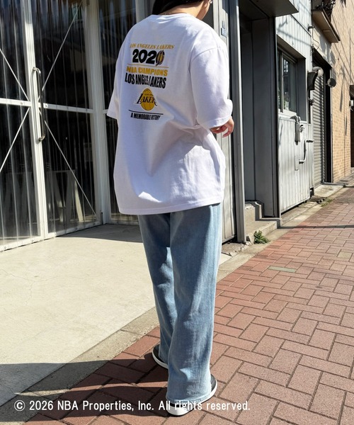 NBA(エヌビーエー)の「【NBA】NBA CHAMPIONS TEAM PRINT Tee(Tシャツ/カットソー・レディース・ブラック系その他3/ブラック系その他2/ホワイト系その他2/ホワイト系1/ブラック系1/ホワイト系その他3・M/S/XL/L)」の9枚目の写真