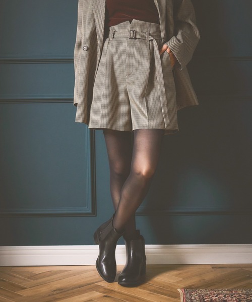 mysty woman（ミスティウーマン）の「ベルテッドショートパンツ 582499（その他パンツ・レディース・ブラウン系その他/ベージュ系その他/グレイッシュベージュ・FREE）」の2枚目の写真