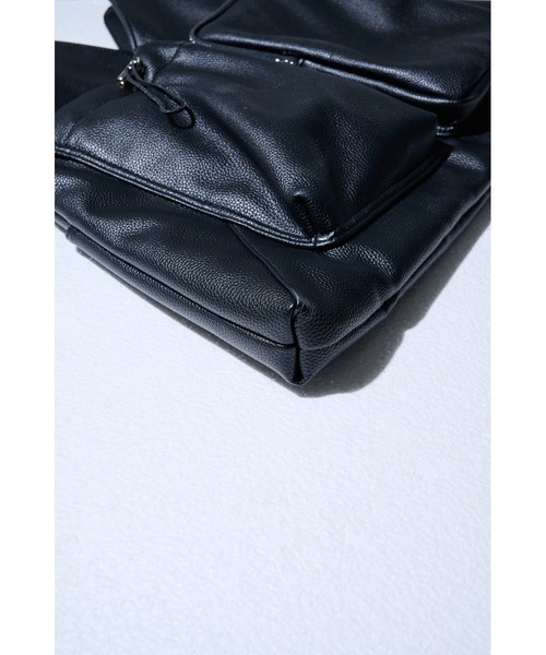 Forte(フォルテ)(フォルテ)の「2way Leather Shoulder Bag/レザーショルダーバッグ/ギフトにもおすすめ(ショルダーバッグ・メンズ・ブラック・FREE)」の4枚目の写真