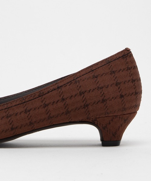JELLY BEANS(ジェリービーンズ)の「メタルリボンパーツストラップパンプス【Made in Japan】(125-55130)JELLY BEANS(ジェリービーンズ)(パンプス・レディース・グレー/チェック/ブラック・23/24/22.5/24.5/23.5)」の8枚目の写真