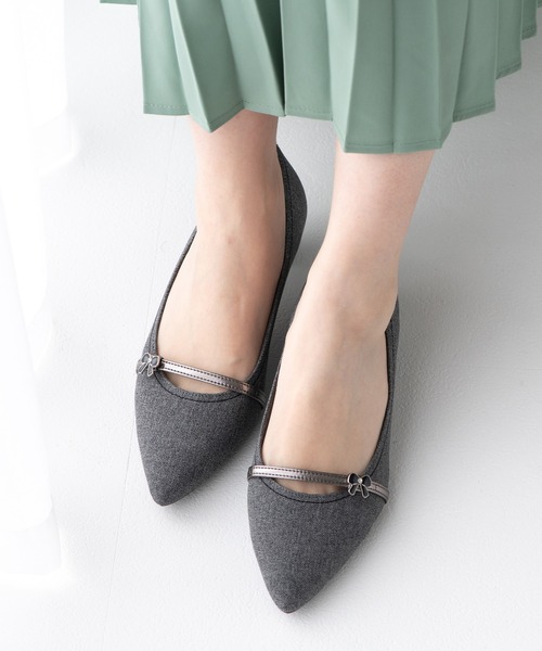 JELLY BEANS(ジェリービーンズ)の「メタルリボンパーツストラップパンプス【Made in Japan】(125-55130)JELLY BEANS(ジェリービーンズ)(パンプス・レディース・グレー/チェック/ブラック・23/24/22.5/24.5/23.5)」の16枚目の写真