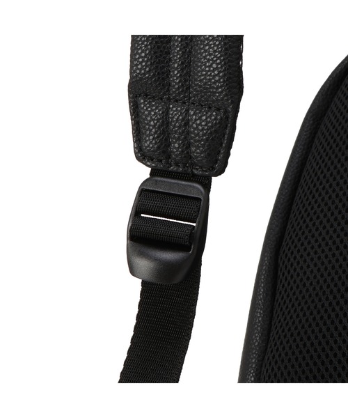 Guess(ゲス)の「AREN Backpack リュック バックパック(バックパック/リュック・メンズ・ブラック・ONE SIZE)」の8枚目の写真