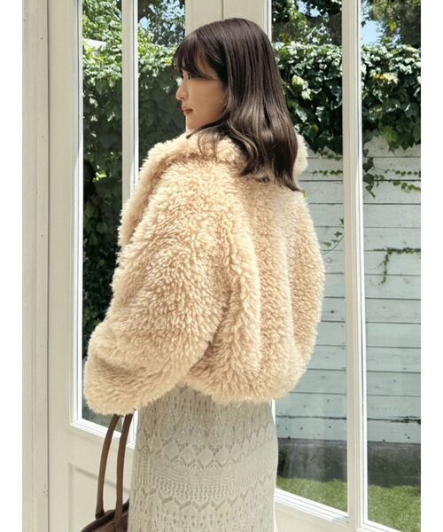 テーラードカラーフェイクファーショートコート（その他アウター