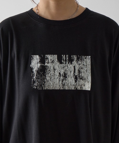 COLONY 2139(コロニートゥーワンスリーナイン)の「箔プリント袖リブ長袖Tシャツ(Tシャツ/カットソー・レディース・ホワイト/ブラウン/ブラック・FREE)」の19枚目の写真