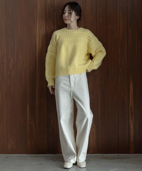 URBAN RESEARCH Sonny Label（アーバンリサーチサニーレーベル）の「『WEB限定』アイレット切替ニットプルオーバー（ニット/セーター・レディース・チャコールグレー/オフホワイト/イエロー・FREE）」の11枚目の写真