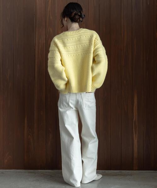 URBAN RESEARCH Sonny Label（アーバンリサーチサニーレーベル）の「『WEB限定』アイレット切替ニットプルオーバー（ニット/セーター・レディース・チャコールグレー/オフホワイト/イエロー・FREE）」の10枚目の写真