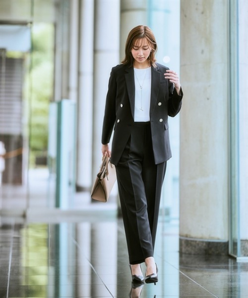 セール】【レディーススーツ】営業女子向け七つ道具がきちんと入る最強