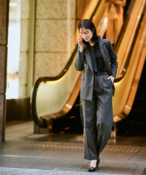 セール】【レディーススーツ】営業女子向け七つ道具がきちんと入る最強