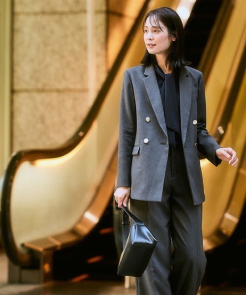 セール】【レディーススーツ】営業女子向け七つ道具がきちんと入る最強