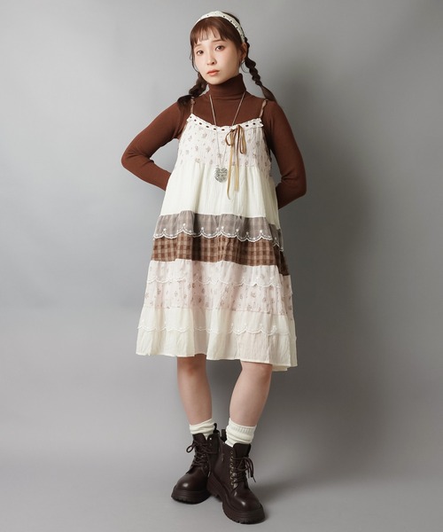 SPINNS（スピンズ）の「メタルネックレス/ハート/模様（ネックレス・レディース・シルバー・ONESIZE）」の6枚目の写真