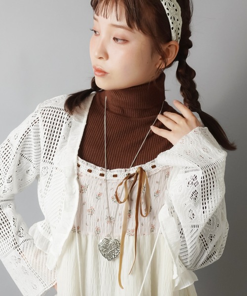 SPINNS（スピンズ）の「メタルネックレス/ハート/模様（ネックレス・レディース・シルバー・ONESIZE）」の5枚目の写真