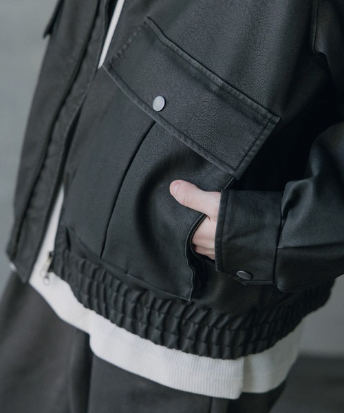 RATTLE TRAP（ラトルトラップ）の「ビンテージシンセティックレザーファーカラー脱着フライトブルゾン（ブルゾン・メンズ・ブラウン/ブラック・M/L）」の12枚目の写真