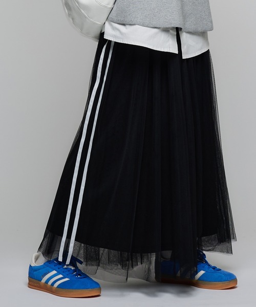 Narcissus(ナルシス)の「サイドラインチュールスカート/ロングスカート/スポーティー(スカート・レディース・ブラック/レッド・FREE)」の1枚目の写真