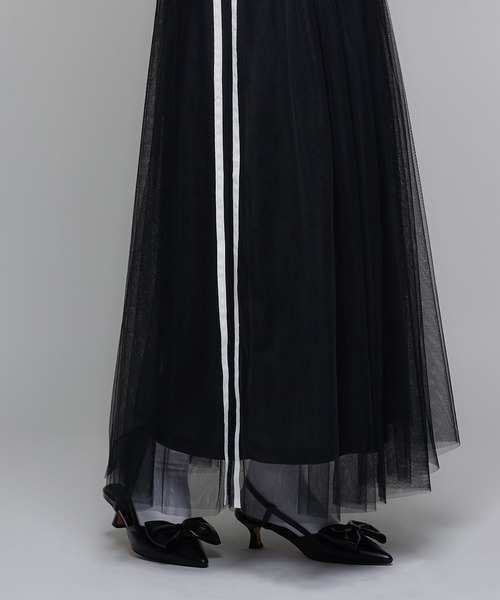 Narcissus(ナルシス)の「サイドラインチュールスカート/ロングスカート/スポーティー(スカート・レディース・ブラック/レッド・FREE)」の5枚目の写真
