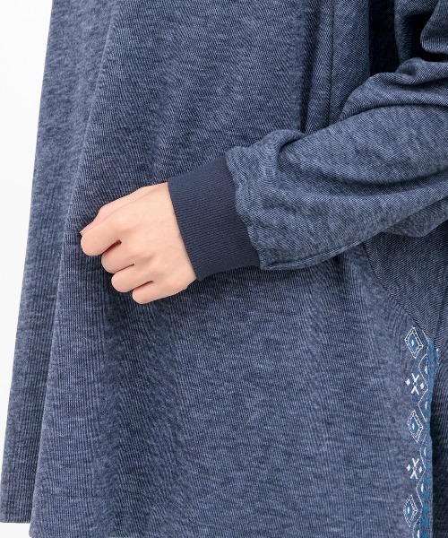 チチカカ(チチカカ)の「起毛サカリバドルマンプルオーバー(Tシャツ/カットソー・レディース・ネイビー/ベージュ/チャコールグレー・FREE)」の14枚目の写真