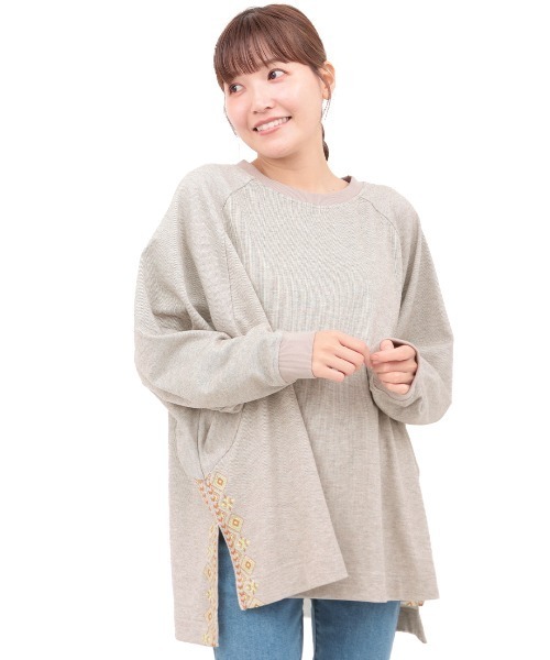 チチカカ(チチカカ)の「起毛サカリバドルマンプルオーバー(Tシャツ/カットソー・レディース・ネイビー/ベージュ/チャコールグレー・FREE)」の9枚目の写真