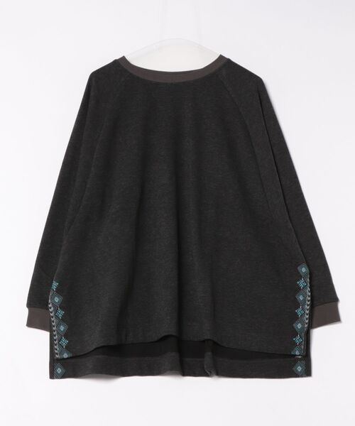 チチカカ(チチカカ)の「起毛サカリバドルマンプルオーバー(Tシャツ/カットソー・レディース・ネイビー/ベージュ/チャコールグレー・FREE)」の22枚目の写真