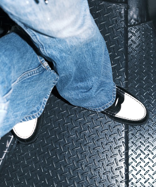 The Kenford Fineshoes（ケンフォードファインシューズ）の「別注 EMBOSSED LOAFERS BLACK WHITE CROCODILE COMBI（ローファー・メンズ・その他2・25/25.5/26/26.5/27）」の6枚目の写真