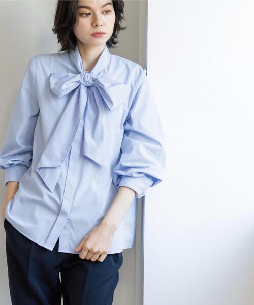 OPAQUE.CLIP（オペークドットクリップ）の「≪通勤・セレモニー対応≫ボウタイシャツブラウス【洗濯機OK】（シャツ/ブラウス・レディース・ライトブルー/ホワイト・38/40/36/42）」の3枚目の写真