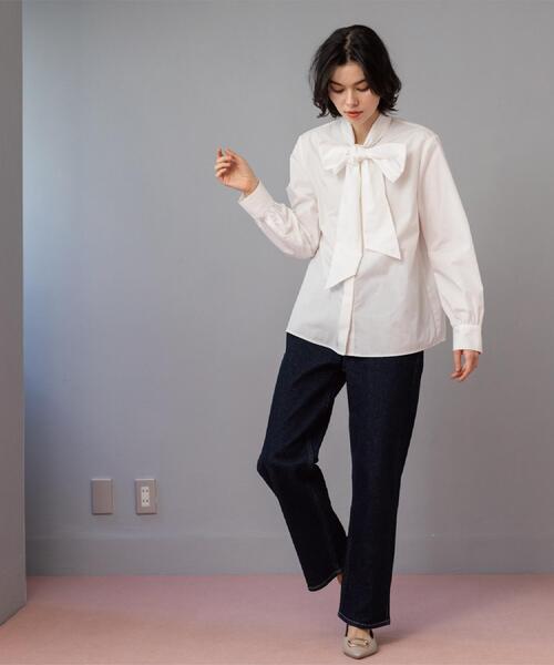 OPAQUE.CLIP（オペークドットクリップ）の「≪通勤・セレモニー対応≫ボウタイシャツブラウス【洗濯機OK】（シャツ/ブラウス・レディース・ライトブルー/ホワイト・38/40/36/42）」の12枚目の写真