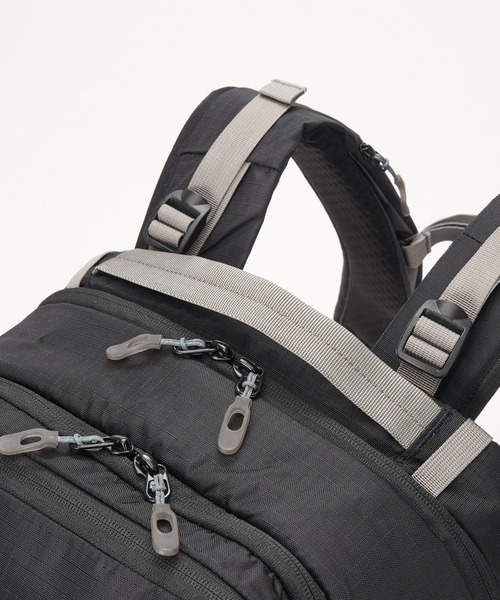 DAKINE(ダカイン)の「DAKINE MISSION PRO BACKPACK 32L バックパック/リュック 【25-26SNOWモデル】/ダカインスキースノーボードギア(バックパック・リュックサック)(バックパック/リュック・メンズ・ブラック・FREE)」の12枚目の写真