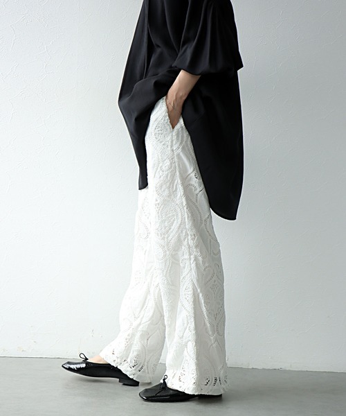 Jines(ジネス)の「レース刺繍ワイドパンツ(その他パンツ・レディース・ブラック/ホワイト・38)」の5枚目の写真