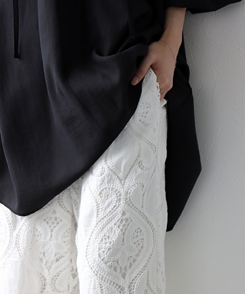 Jines(ジネス)の「レース刺繍ワイドパンツ(その他パンツ・レディース・ブラック/ホワイト・38)」の7枚目の写真