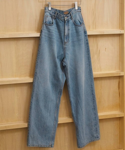 TODAYFUL(トゥデイフル)の「TODAYFUL Cary’s Denim/12611404(デニムパンツ・レディース・サックスブルー・25/24/23)」の10枚目の写真