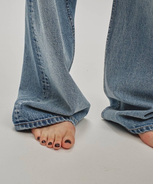 TODAYFUL(トゥデイフル)の「TODAYFUL Cary’s Denim/12611404(デニムパンツ・レディース・サックスブルー・25/24/23)」の6枚目の写真