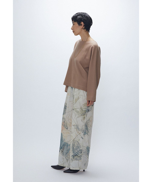 1er Arrondissement(プルミエアロンディスモン)の「ウールスムースドルマントップス(シャツ/ブラウス・レディース・グレー系その他5/ベージュ/ブルー系その他3・38/36)」の17枚目の写真