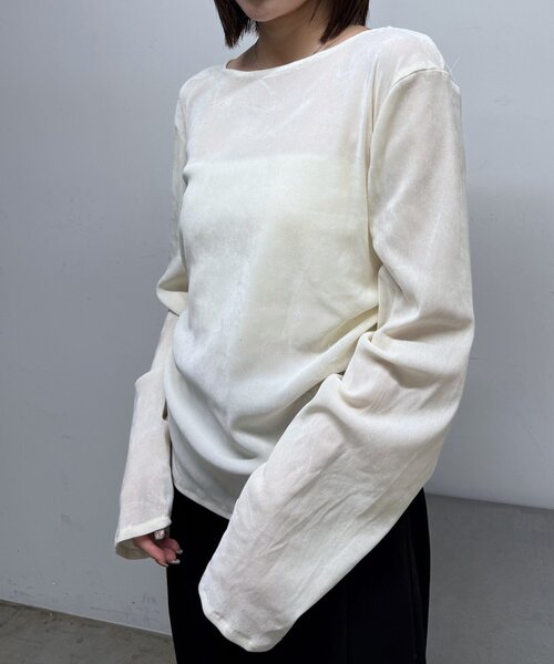 mline（エムライン）の「[mline]シアーベロア ギャザートップス（Tシャツ/カットソー・レディース・アイボリー/ブラック/ボルドー・FREE）」の9枚目の写真