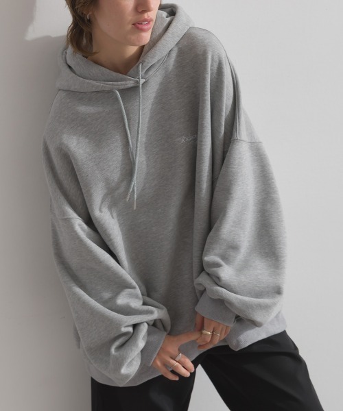 enhaut（アンオート）の「裏起毛 ブラスト加工 フロントロゴ刺繍 バックロゴ  オーバーサイズ スウェット パーカー（パーカー・レディース・グリーン/ホワイト/ネイビー/杢グレー・FREE）」の5枚目の写真