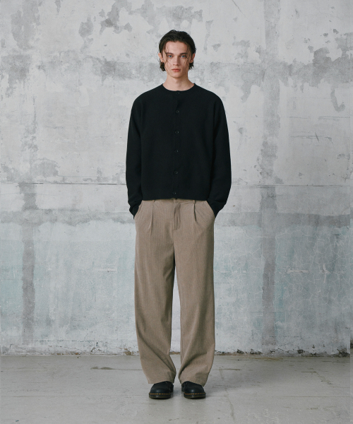 GLW(ジーエルダブリュ)の「コンフォートバンディングコーデュロイパンツベージュ(その他パンツ・レディース・その他・MEDIUM/LARGE/X-LARGE/X-SMALL/SMALL)」の2枚目の写真